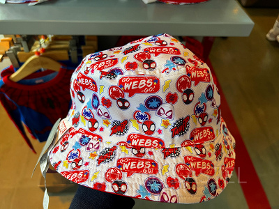 香港ディズニーマーベルグッズ：スパイディのリバーシブルバケットハット