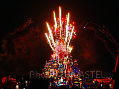 香港ディズニーのショー・パレード：モーメンタス