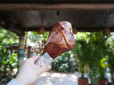 香港ディズニーランド：ジャイアントターキーレッグ