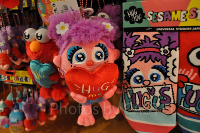 HUG ME!! HUG US!!のくっつきストラップ（アビー）