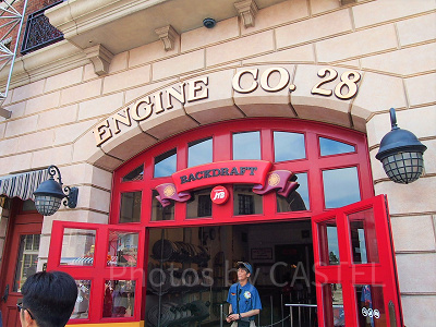 サンフランシスコ地域では、消防車の呼び名は「ENGINE」