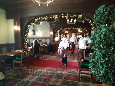 パークサイド・グリルの店内