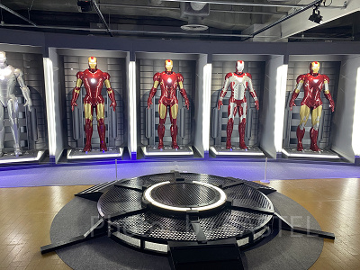 アイアンマンの展示