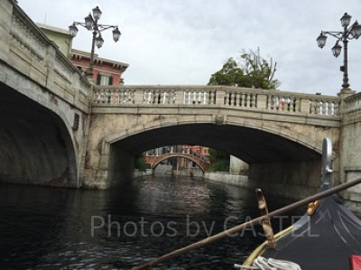 ここを通るときに願いごとをすると叶うんだとか…＊