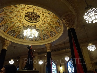 カスバ・フードコートにいるジャファー