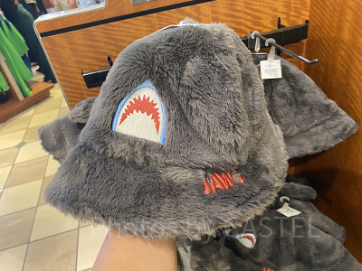 ジョーズのふわふわバケットハット