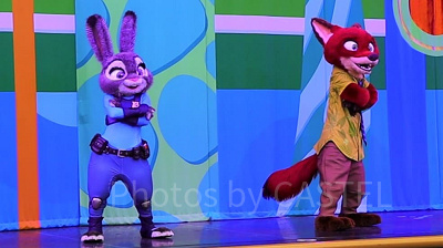 TDL】クラブマウスビート鑑賞ガイド！ショーの内容、抽選&自由席、登場