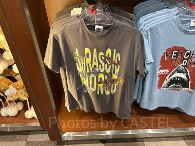 ジュラシックワールドのTシャツ