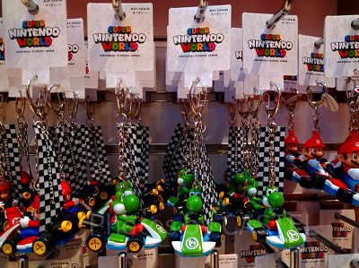 マリオカートのフラッグ付きキーホルダー／ヨッシー