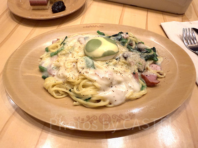 キノピオカフェ：ヨッシー・スパゲティ〜ほうれん草カルボナーラ〜