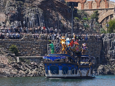 レッツ・セレブレイト・ウィズ・カラー