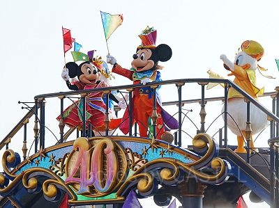 レッツ・セレブレイト・ウィズ・カラー