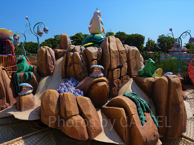 キャストのセリフに耳を傾けて！