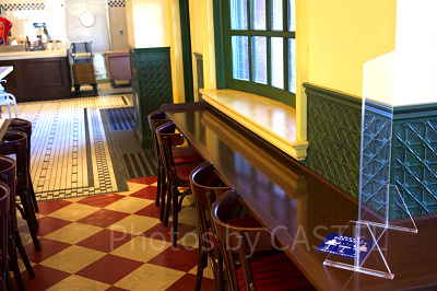 ルイズ・N.Y.ピザ・パーラー：店内の様子