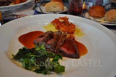 メインの肉料理／サンジの海賊レストラン2019