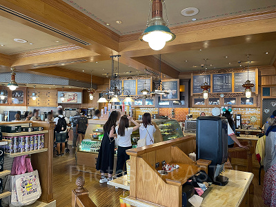 ディズニーランド・パークのスタバ