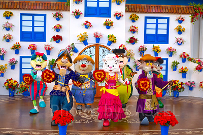 志摩スペイン村のマスコットキャラクター達