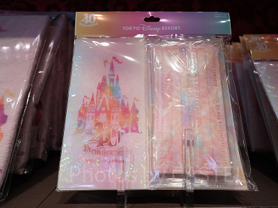 マスクケース＆不織布マスク（ディズニー40周年グッズ）