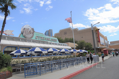 メルズ・ドライブイン