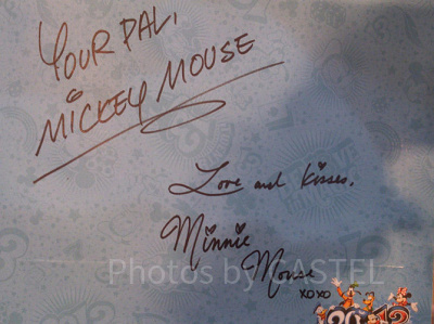 ミッキー、ミニーのサイン