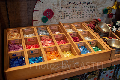 ミッキー＆フレンズモチーフボタン