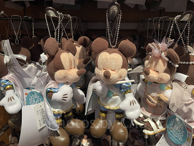 2026】ディズニーぬいぐるみバッジまとめ！ランド・シー限定ぬいばまとめ！