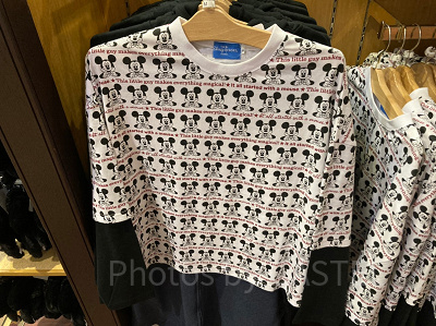 ミッキーの長袖Tシャツ