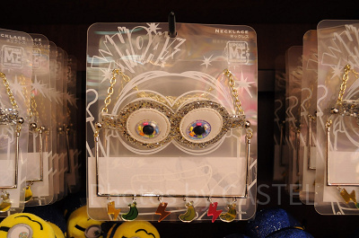 ミニオンの20周年ネックレス