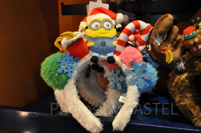 MINION MERRY CHRISTMASのカチューシャ（ポンポンとぬいぐるみミニオン付き）