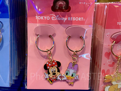 ミニー＆デイジーのペアキーチェーン