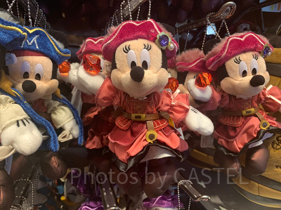 ミニーぬいぐるみバッジ