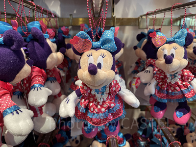 ミニーぬいぐるみバッジ（ミニーのファンダーランドグッズ）