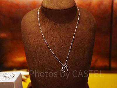 2026】ディズニーネックレス30選！ペアやおそろいにおすすめの