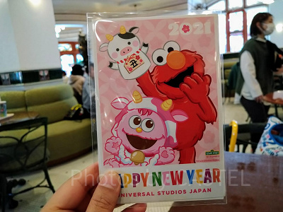 エルモとモッピーの年賀状