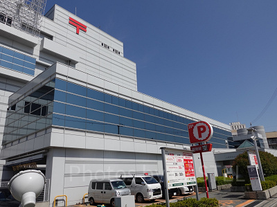 大阪安治川口駅前郵便局駐車場