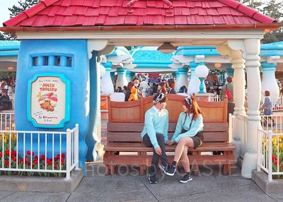 かわいらしい印象になるパステルカラー