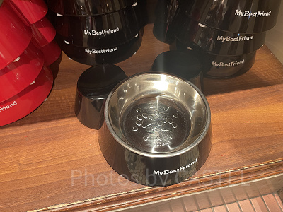 ペットグッズ（ブラック）：2,000円