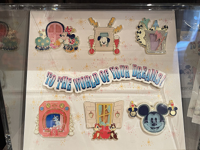 ピンバッジ （ディズニー窓&ドアグッズ）