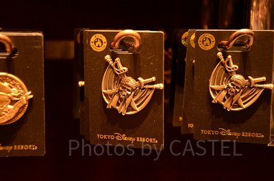 ピンバッジ（ドクロ）