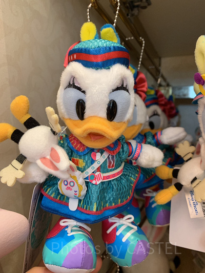 ぬいぐるみバッジ（デイジー）