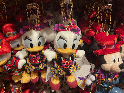 ぬいぐるみバッジ（ディズニーハロウィングッズ2024）