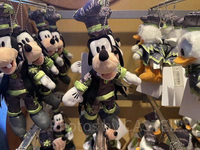 ぬいぐるみバッジ(ディズニーハロウィングッズ2025)