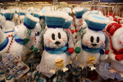 ぬいぐるみバッジ（プルート）