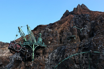 プロメテウス火山