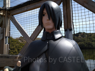 ニジゲンノモリ「NARUTO＆BORUTO 忍里」のサスケ