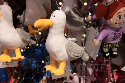 カモメのぬいぐるみバッジ