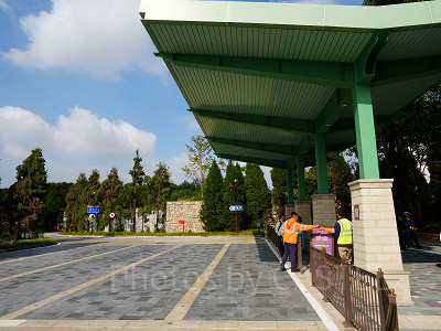 上海ディズニーホテル：ディズニータウン側パークエントランス付近にあるバス乗り場