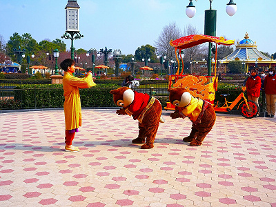 上海ディズニー：タイ・チー・ウィズ・キャラクター