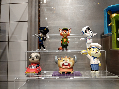 上海ディズニーズートピアグッズ：コレクタブルフィギュア