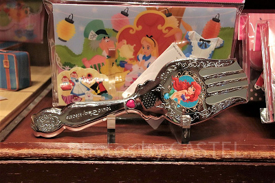 歌うカミスキー（アリエル）